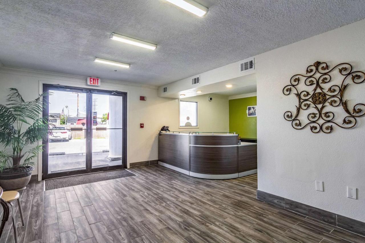 Studio 6 Pensacola, Fl Ferry Pass المظهر الخارجي الصورة